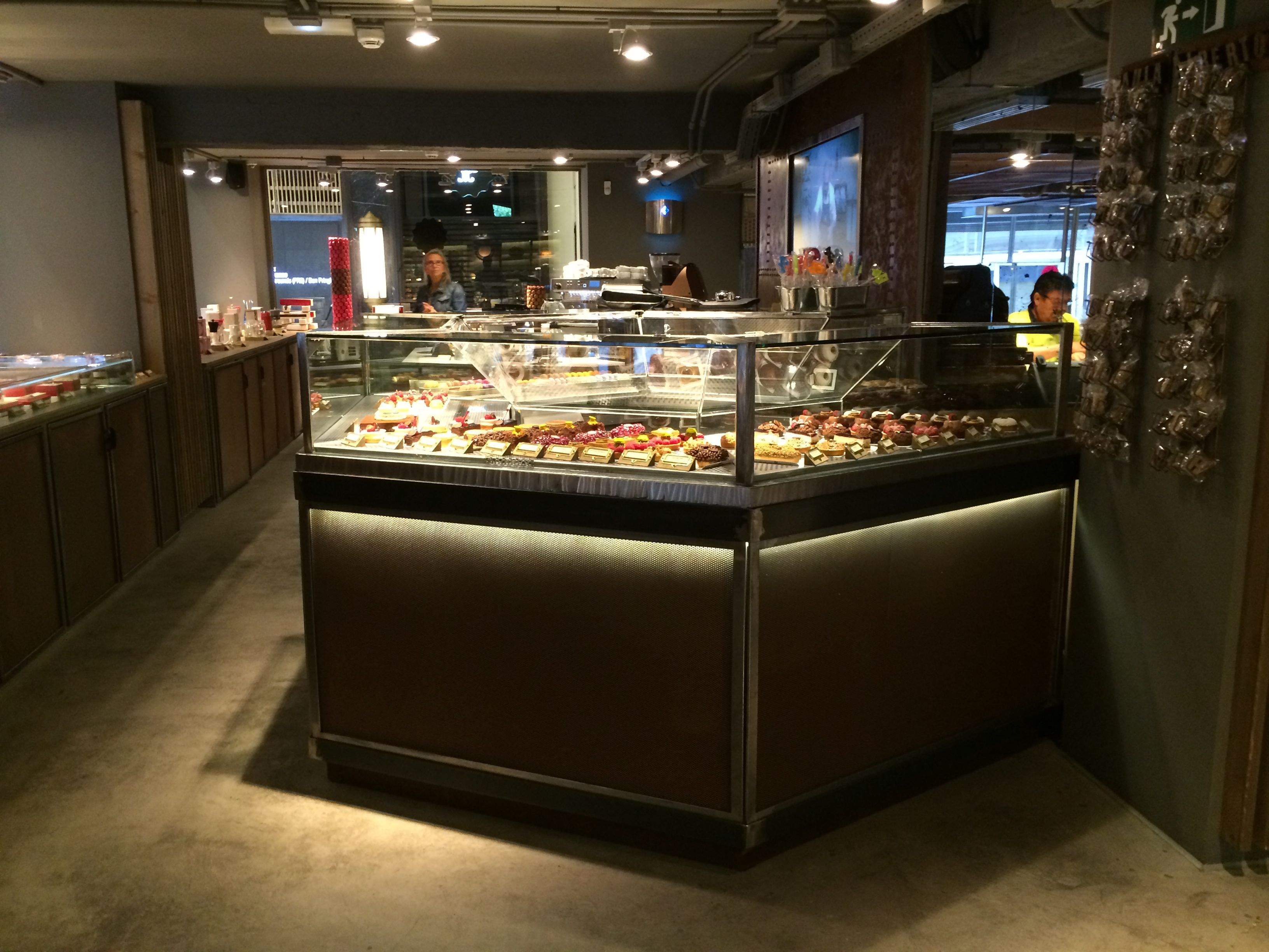 Nuestro servicio aúna instalación y mantenimiento de la maquinaria